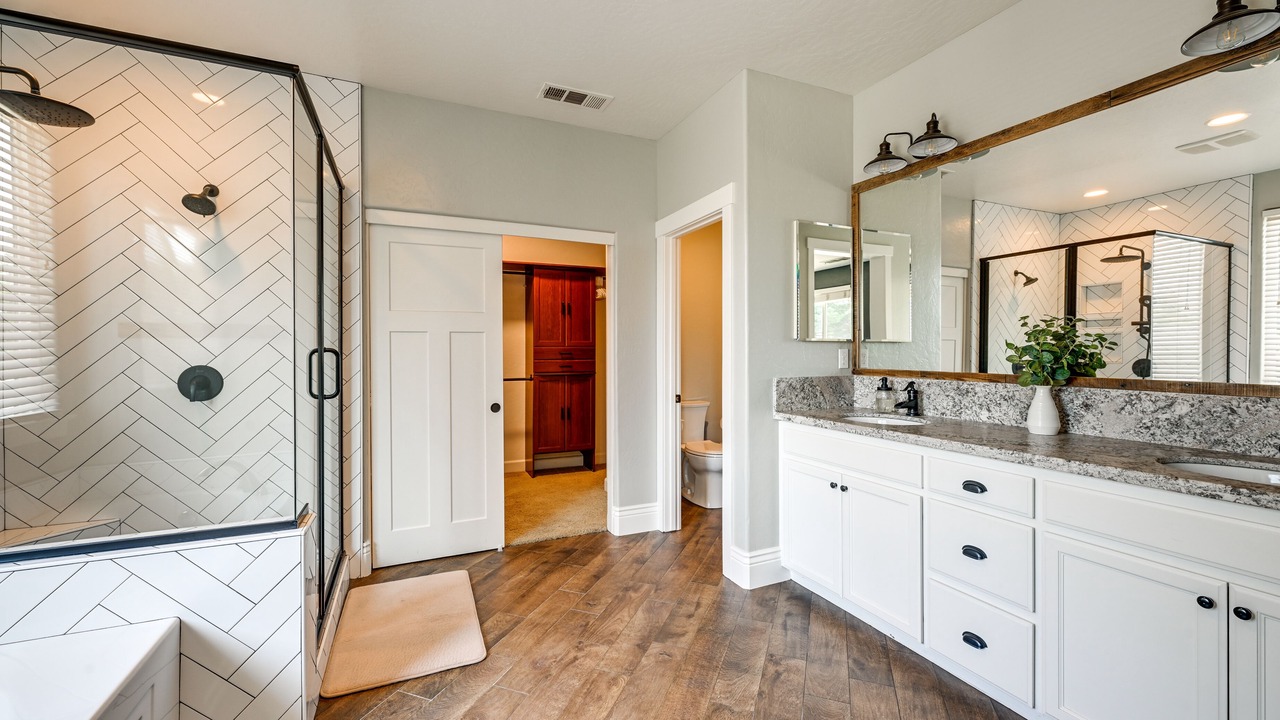 Photo of Bathroom in Visalia