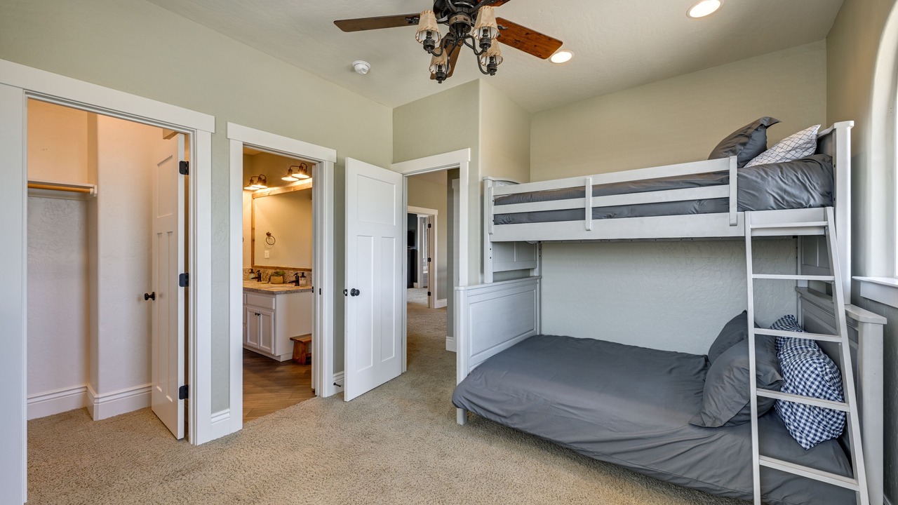 Photo of Bedroom in Visalia