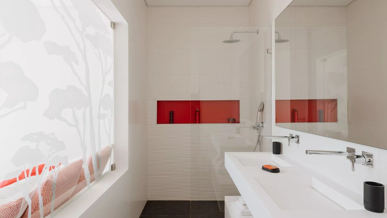 Photo of Bathroom in Cascais