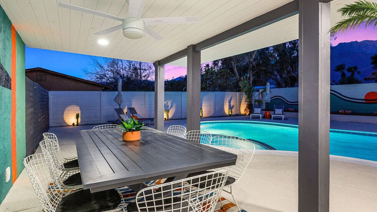 Photo of Outdoor in Racquet Club South