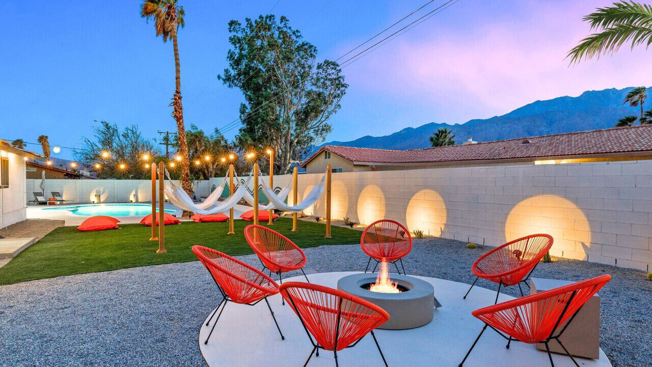 Photo of Outdoor in Racquet Club South