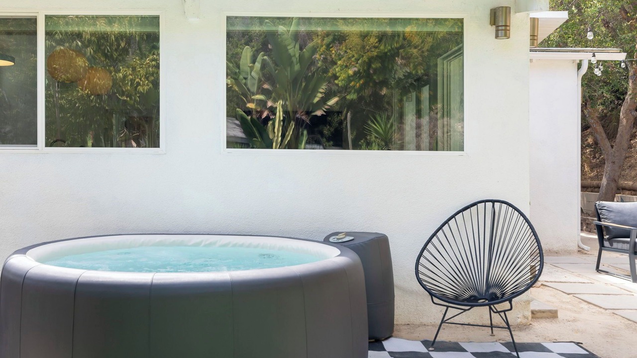 Photo of Patio Balcony in College West