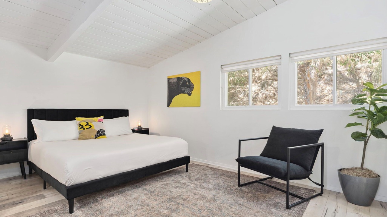 Photo of Bedroom in College West
