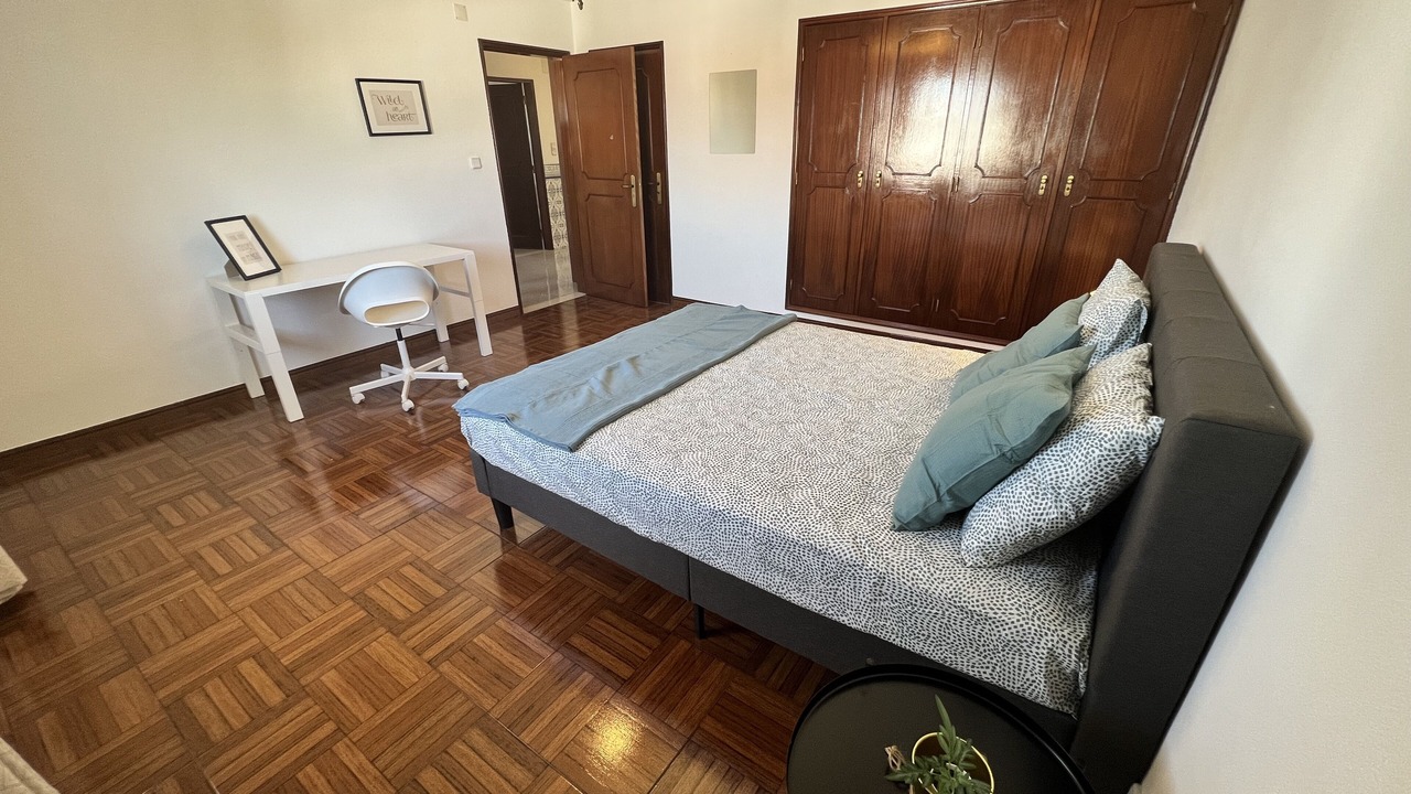 Photo of Bedroom in Seixal