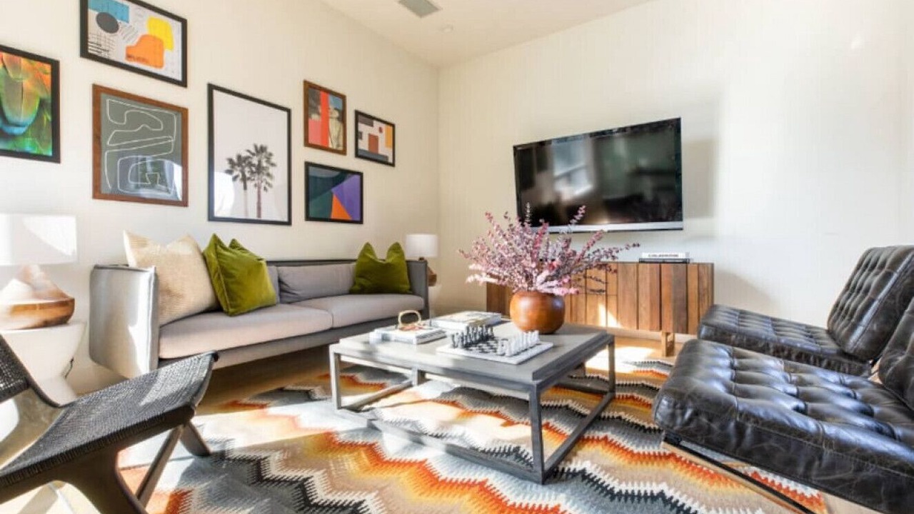 Photo of Livingroom in Little Italy