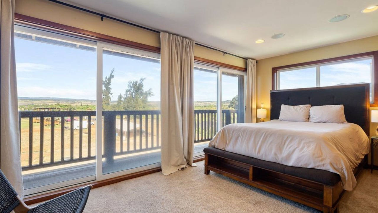 Photo of Bedroom in Waialua