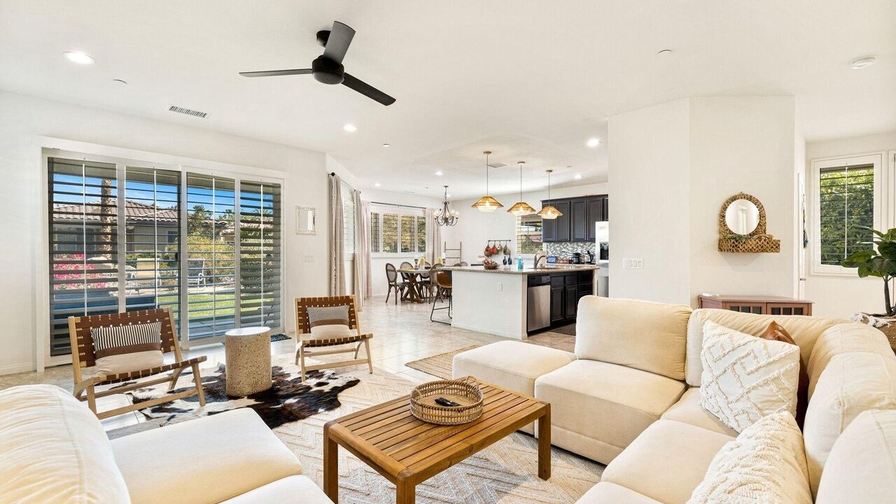 Photo of Livingroom in Indio