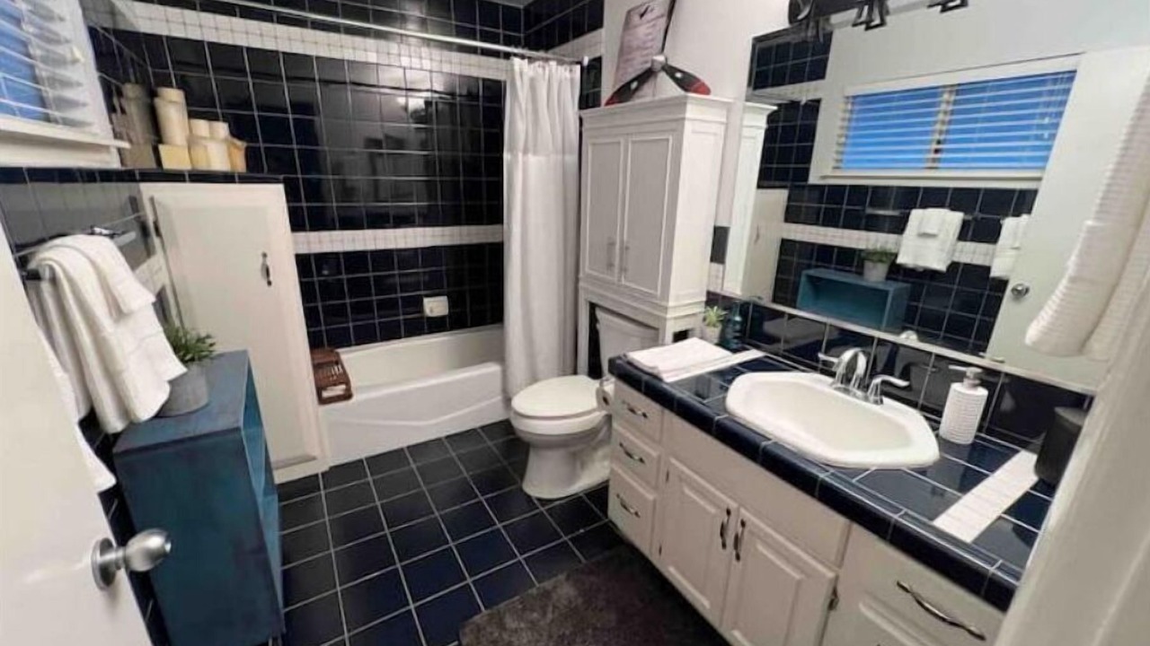 Photo of Bathroom in Paradise Crest