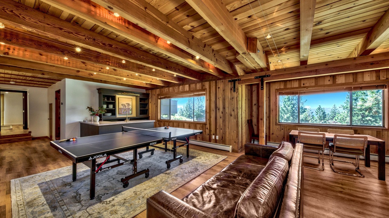 Photo of Bedroom in Lakeridge