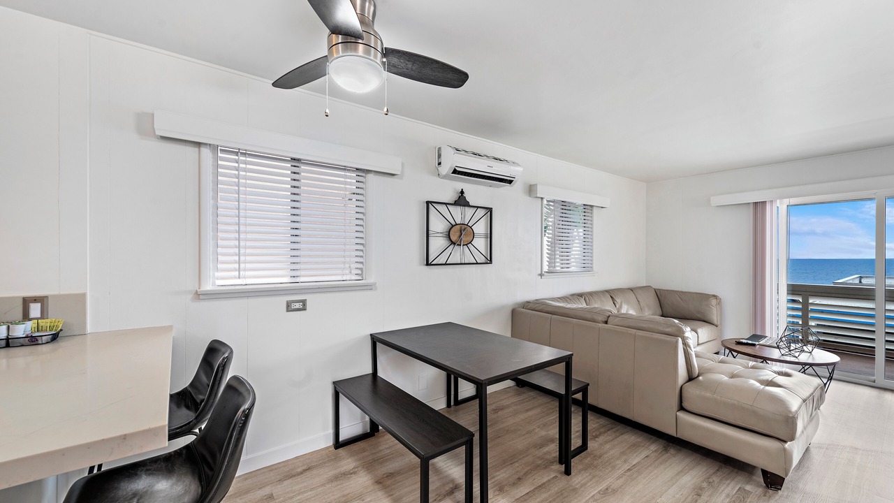 Photo of Livingroom in Laguna Beach