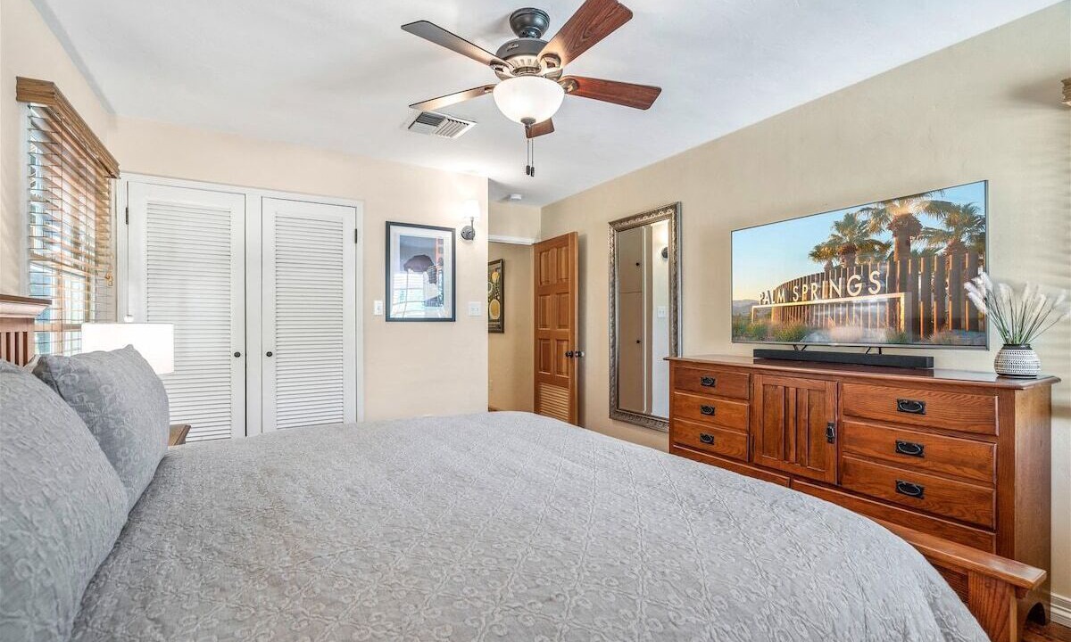 Photo of Bedroom in Tahquitz River Estates