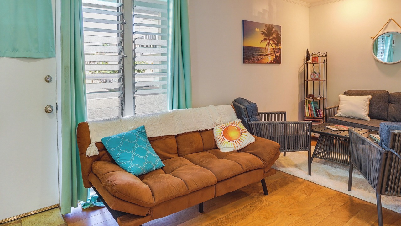 Photo of Livingroom in Waialua