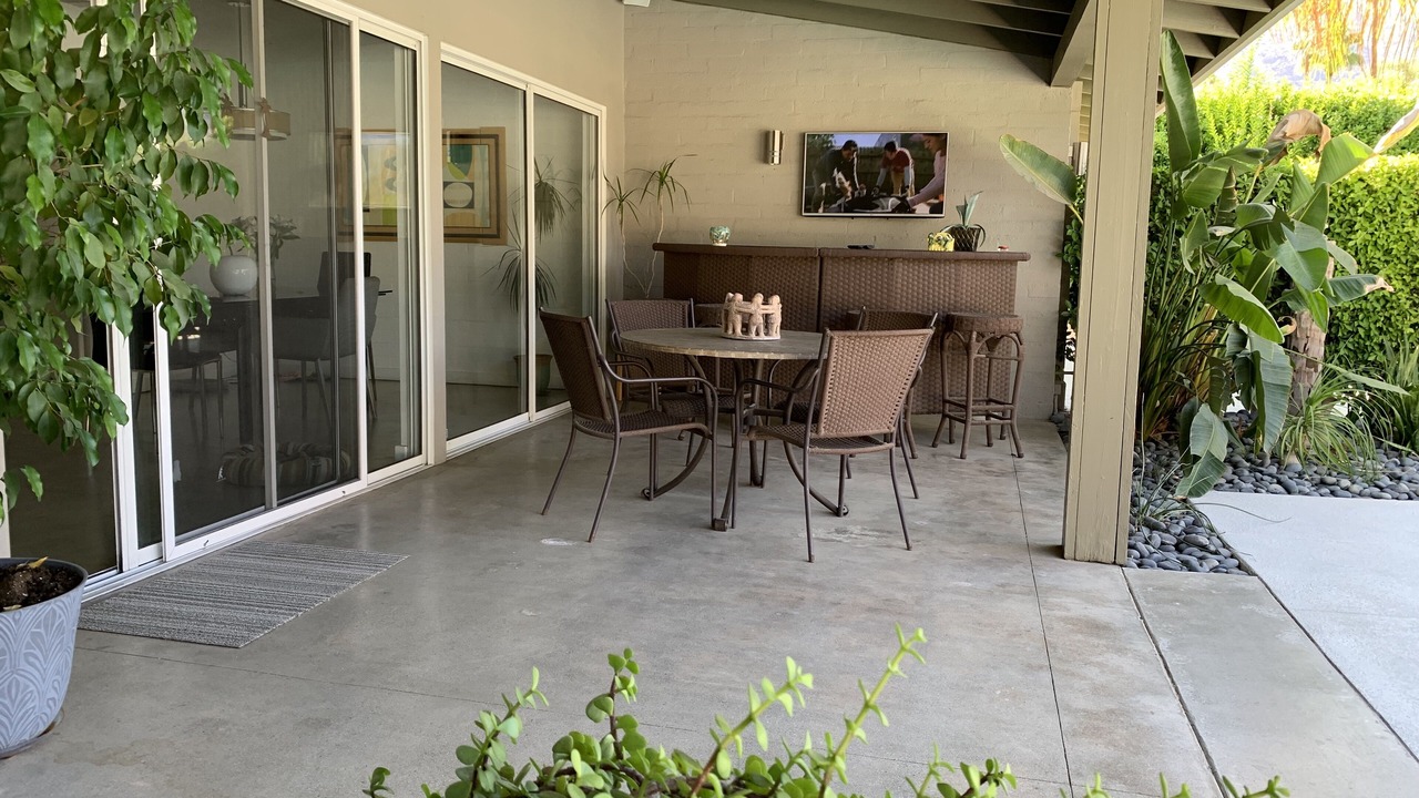 Photo of Outdoor in Tahquitz River Estates