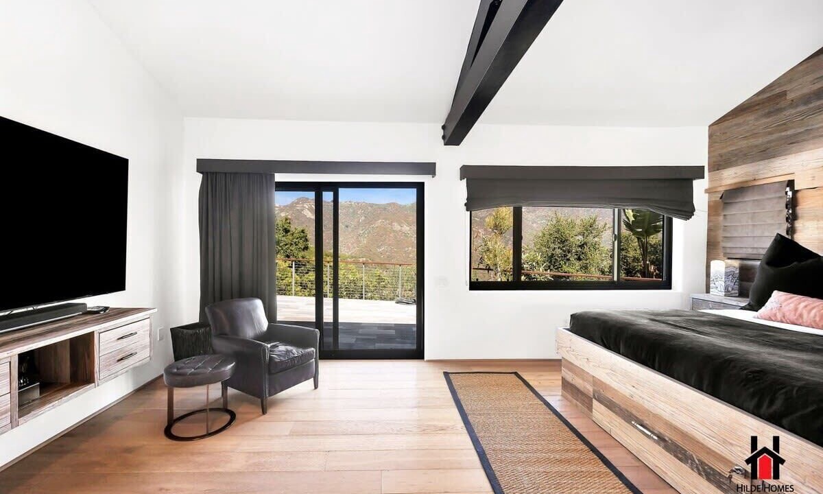 Photo of Bedroom in Malibu