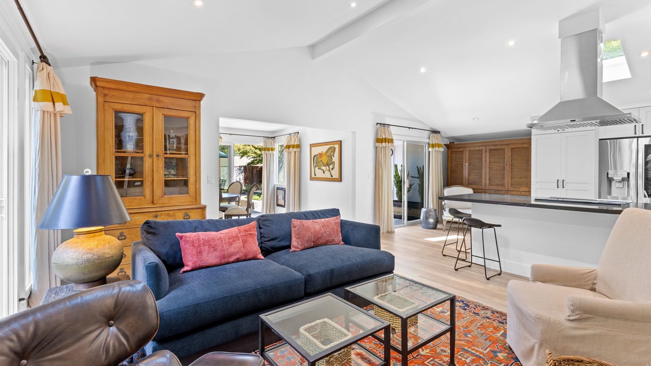 Photo of Livingroom in Browns Valley