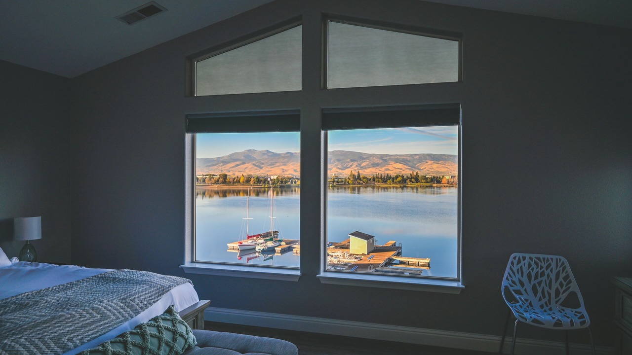 Photo of Bedroom in Sparks