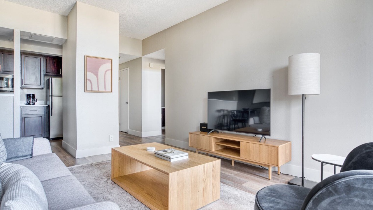 Photo of Livingroom in University South