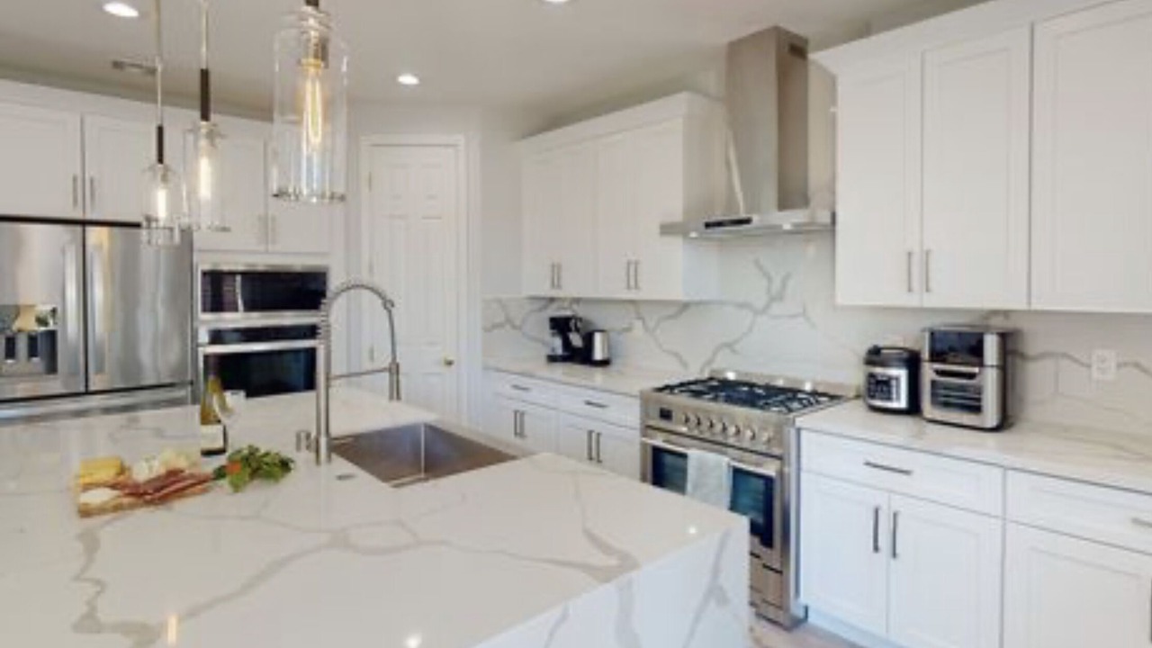 Photo of Kitchen in Summerlin South