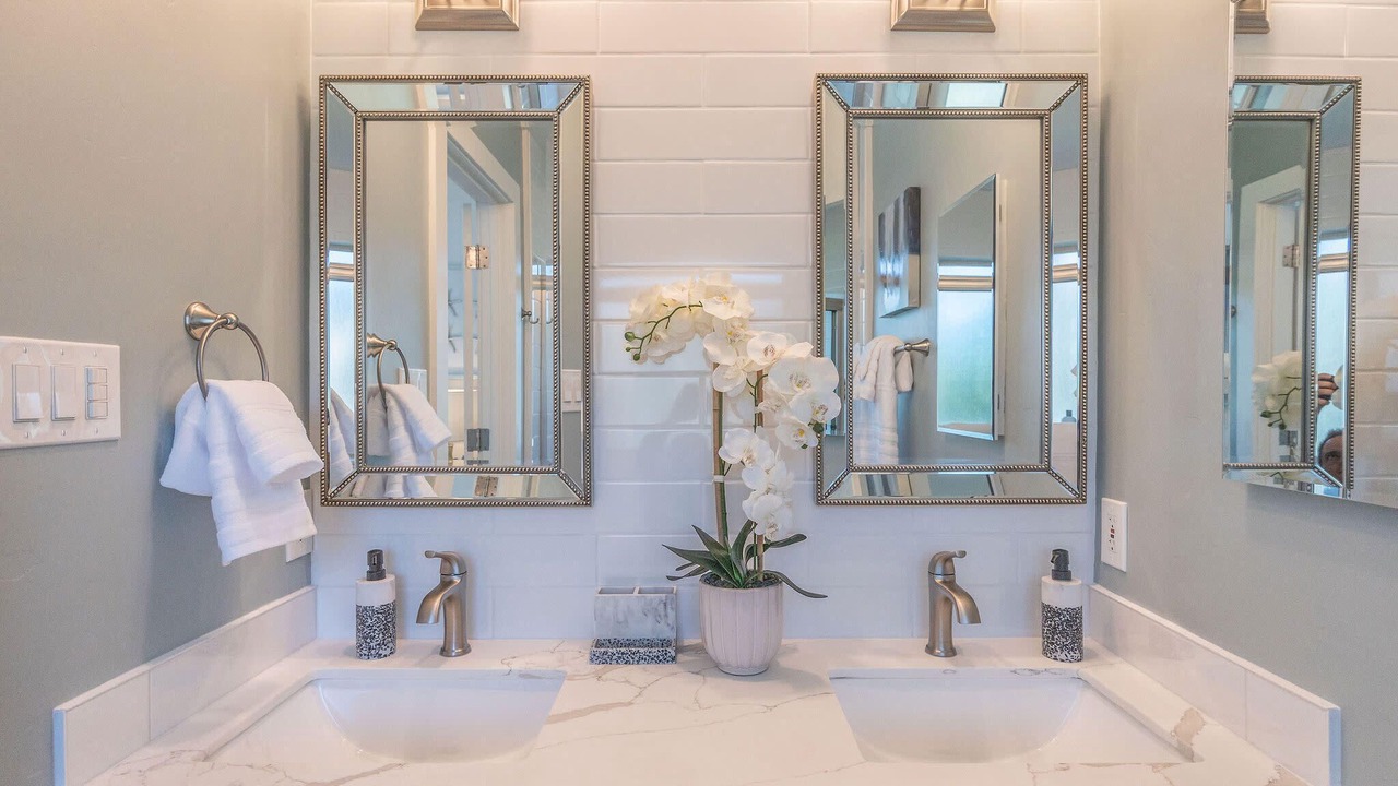 Photo of Bathroom in Moss Beach