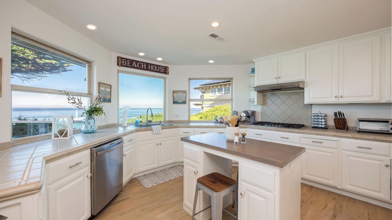 Photo of Kitchen in Moss Beach