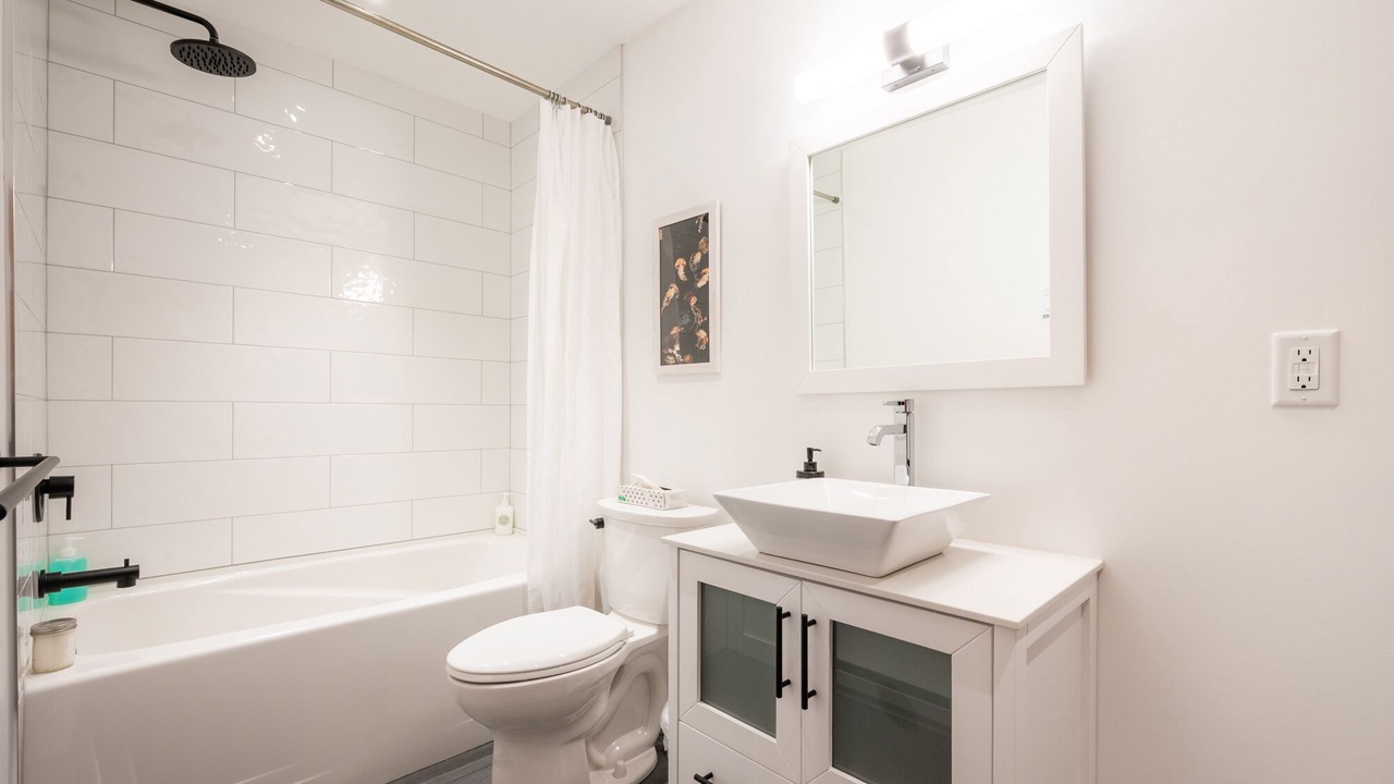 Photo of Bathroom in Ucluelet