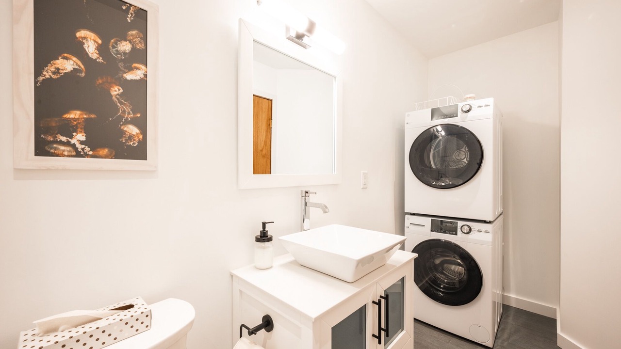 Photo of Bathroom in Ucluelet