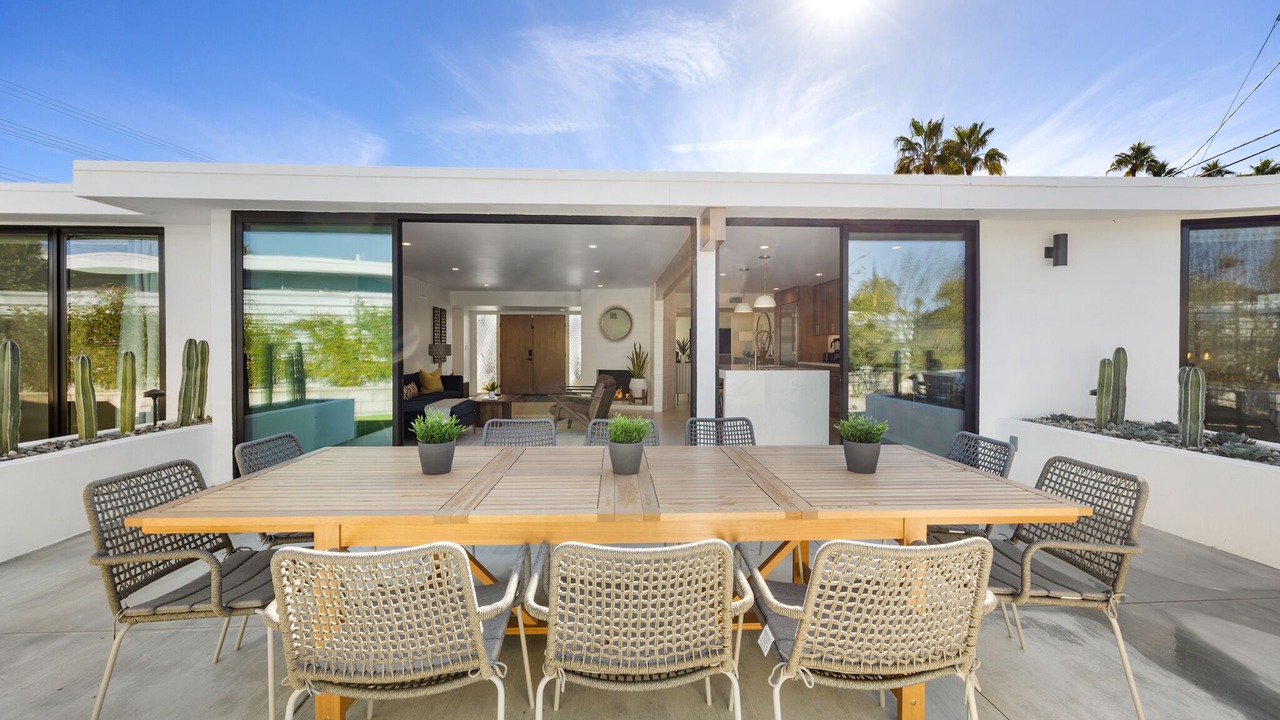 Photo of Outdoor in Sunmor