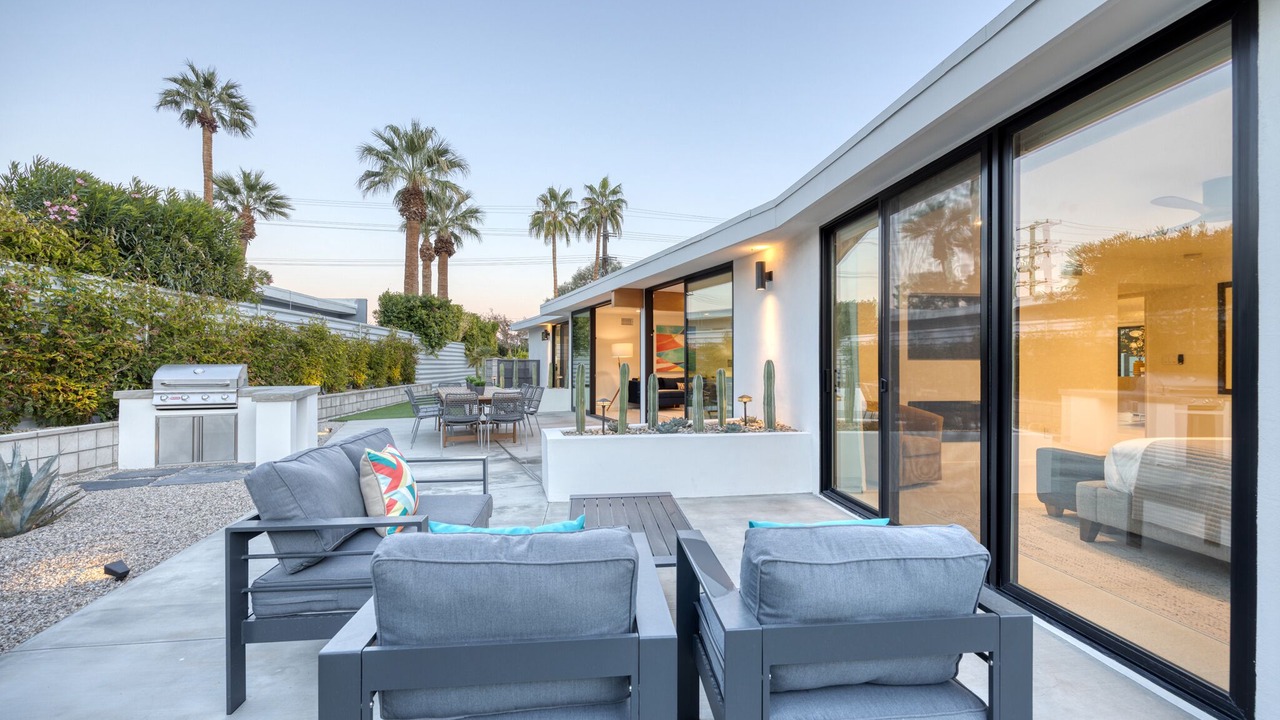 Photo of Outdoor in Sunmor
