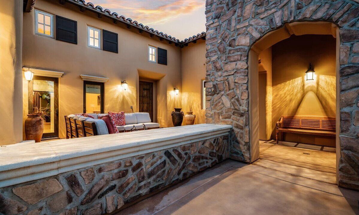 Photo of Patio Balcony in La Quinta