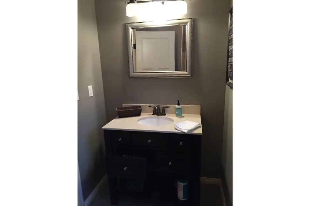 Photo of Bathroom in Callender