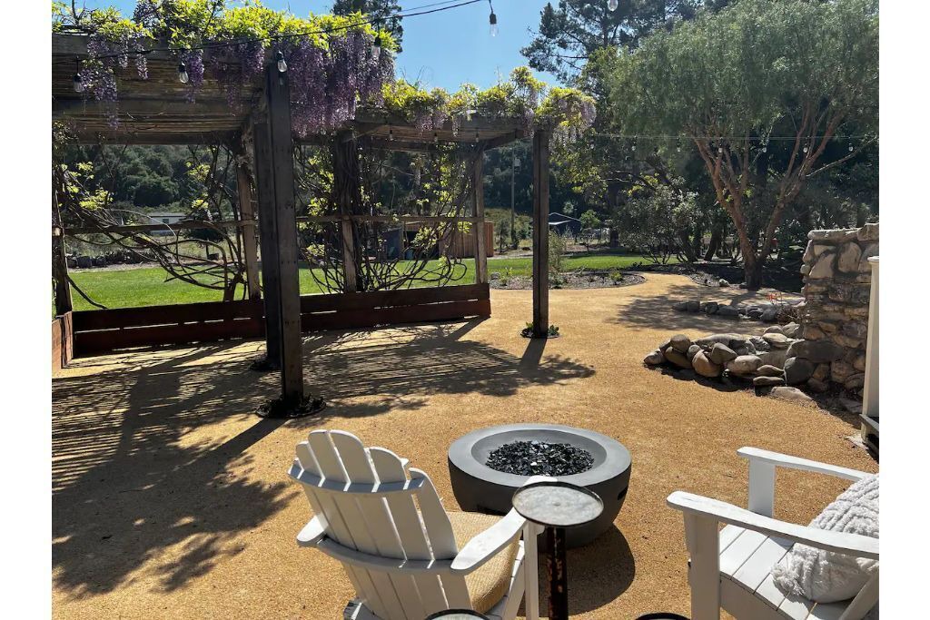 Photo of Outdoor in Callender