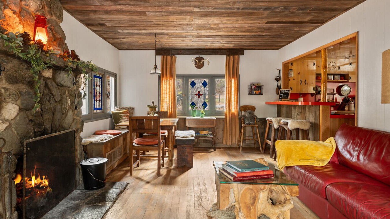 Photo of Bedroom in Wrightwood