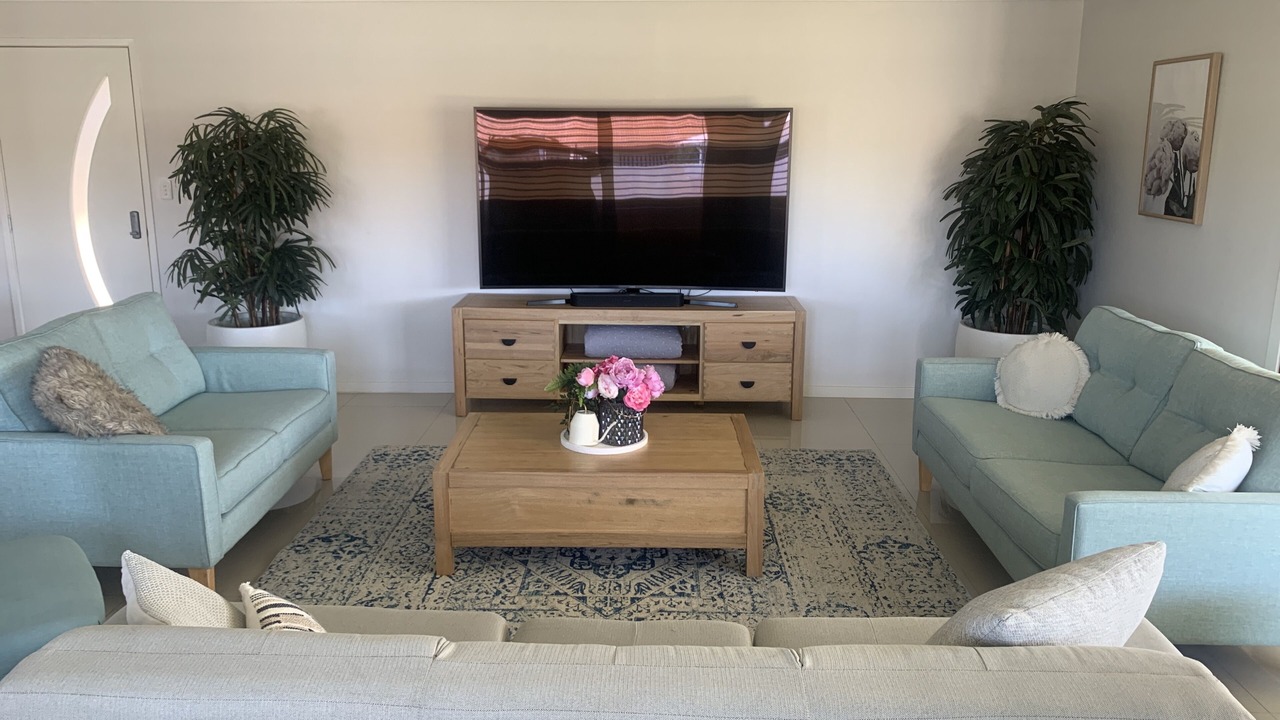 Photo of Livingroom in Mermaid Waters