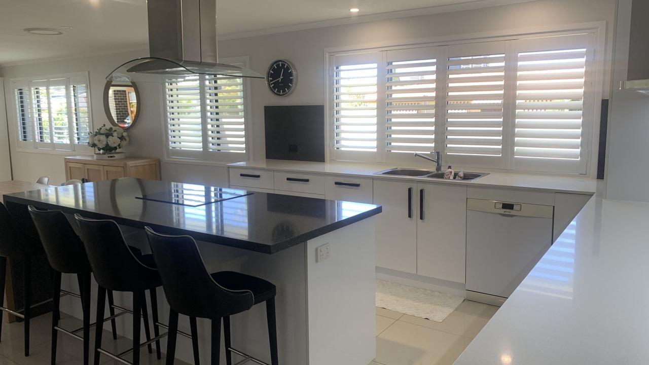 Photo of Kitchen in Mermaid Waters