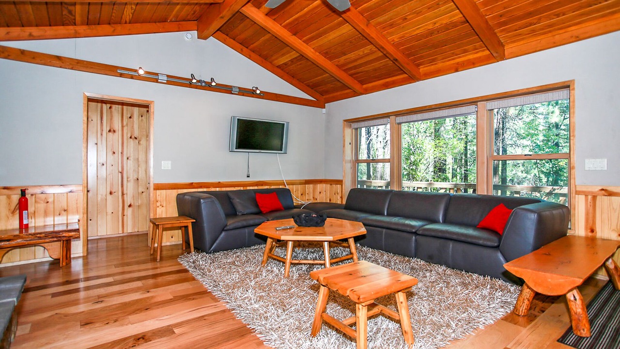 Photo of Bedroom in Summit Estates