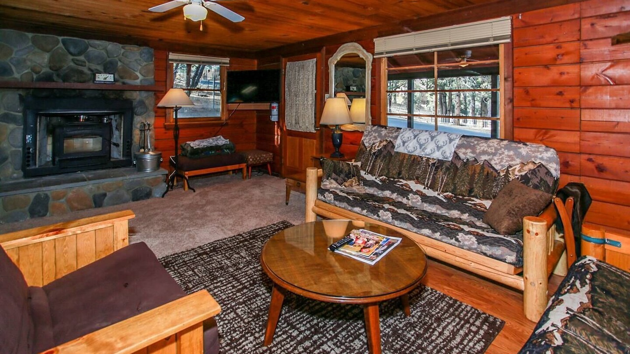 Photo of Bedroom in Big Bear City