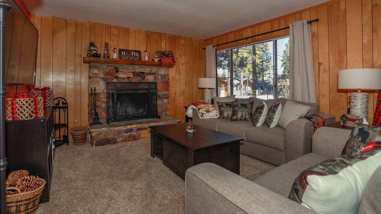 Photo of Bedroom in Big Bear