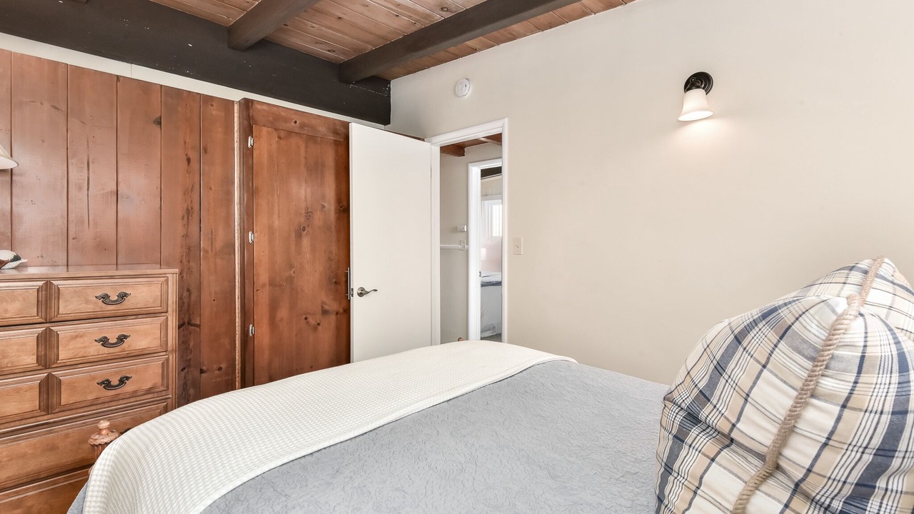 Photo of Bedroom in Santa Ana Heights