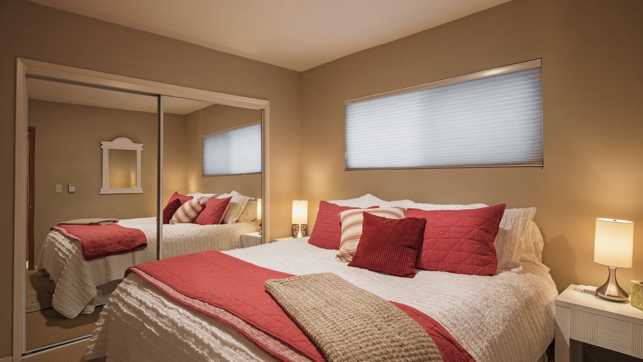 Photo of Bedroom in Eastern Malibu