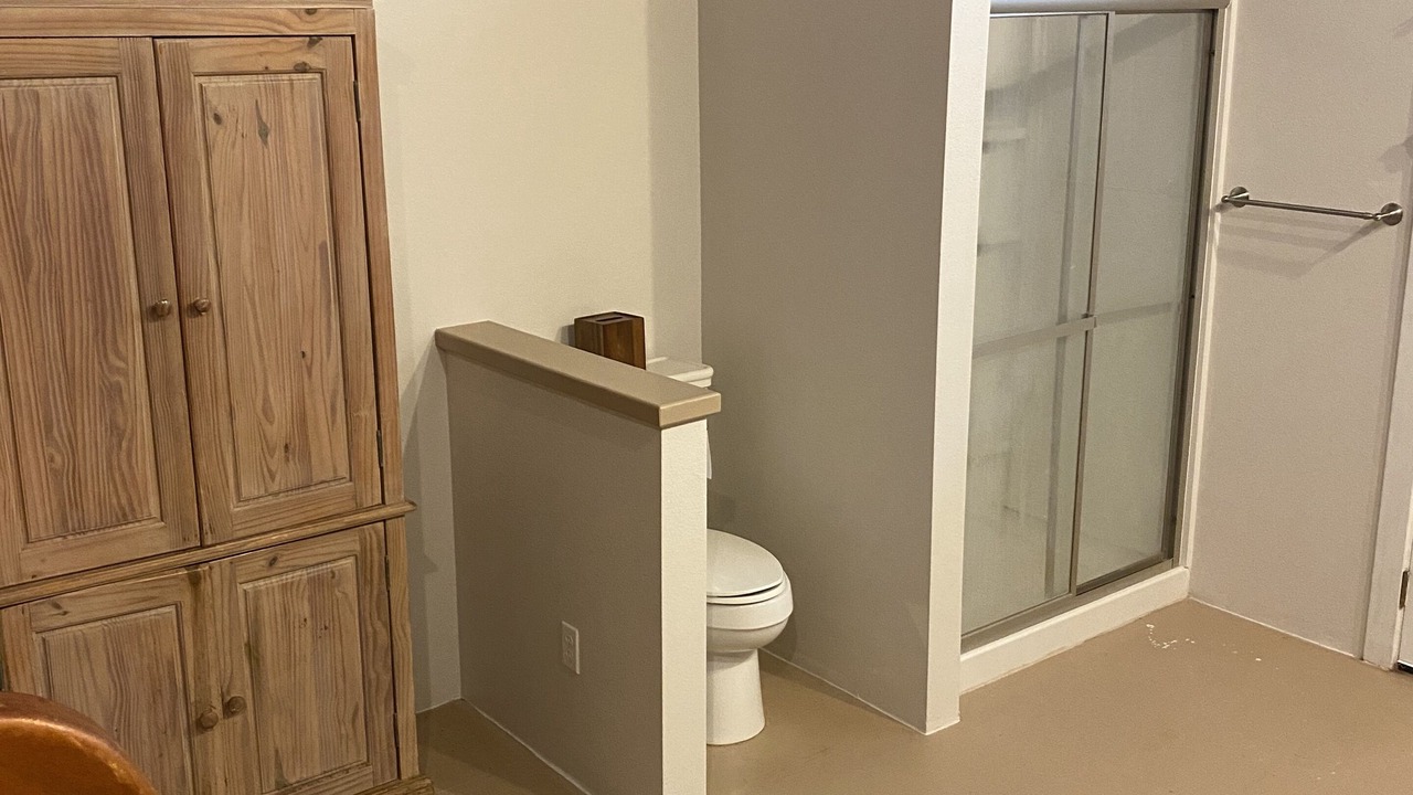 Photo of Bathroom in Waialua