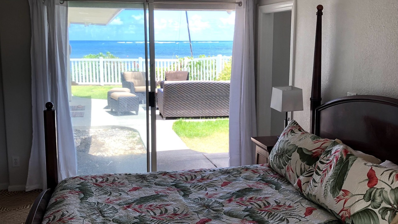 Photo of Bedroom in Waialua