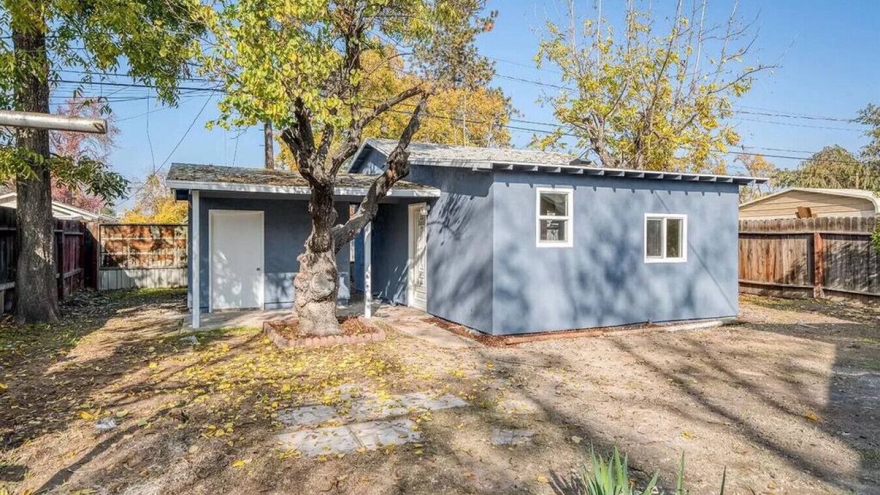 Photo of Outdoor in Raisin