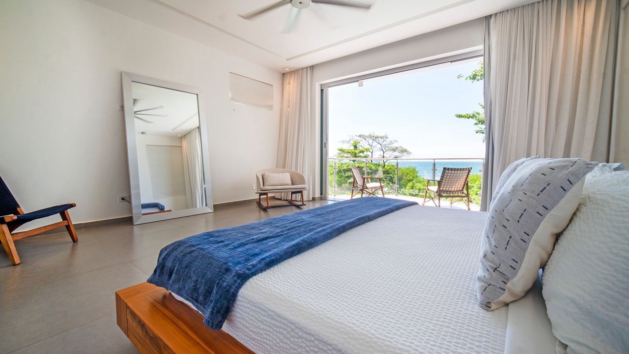 Photo of Bedroom in Playa Langosta