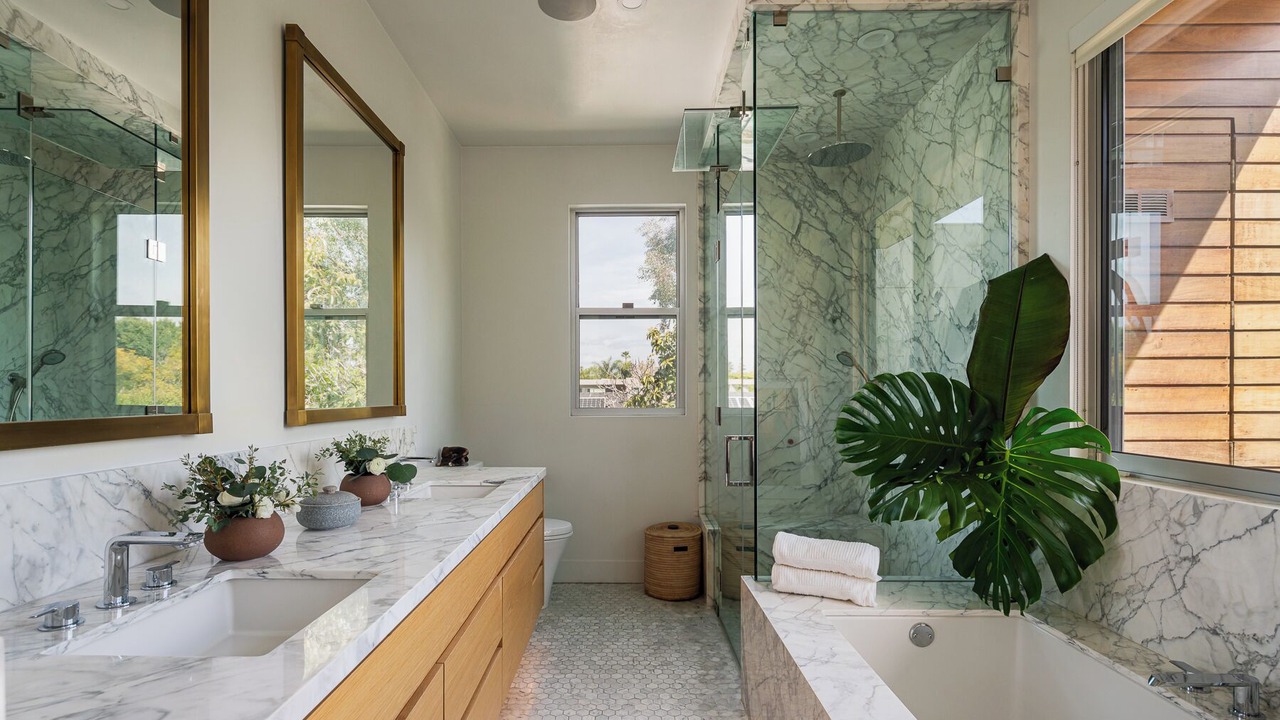 Photo of Bathroom in Los Angeles