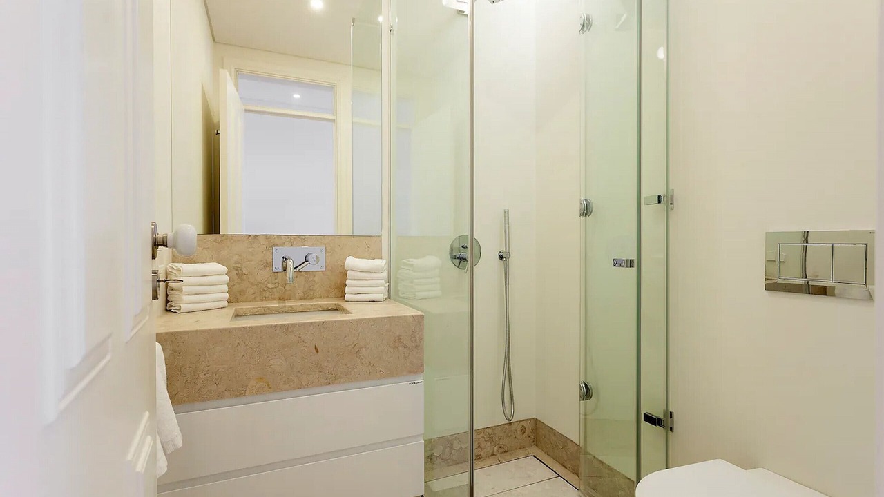 Photo of Bathroom in Alfama