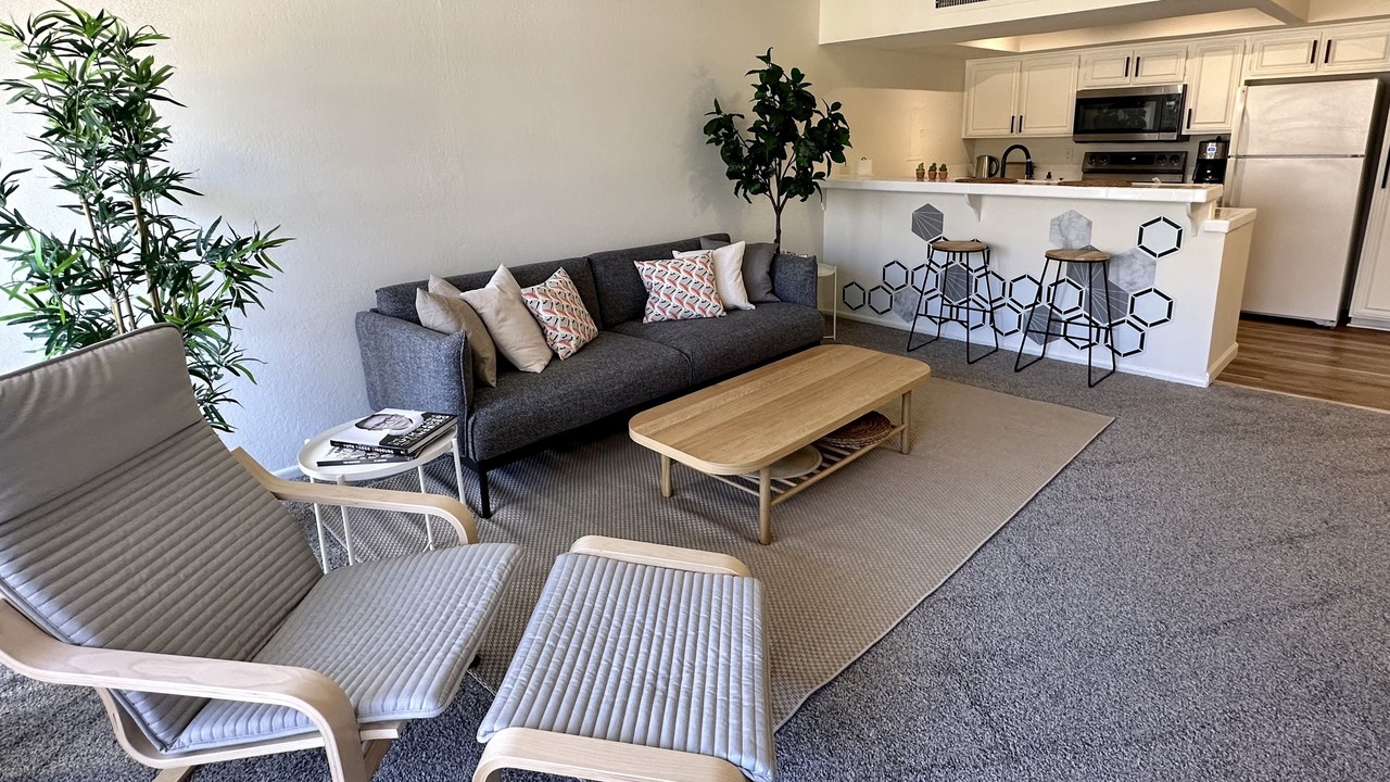 Photo of Livingroom in Deepwell Estates