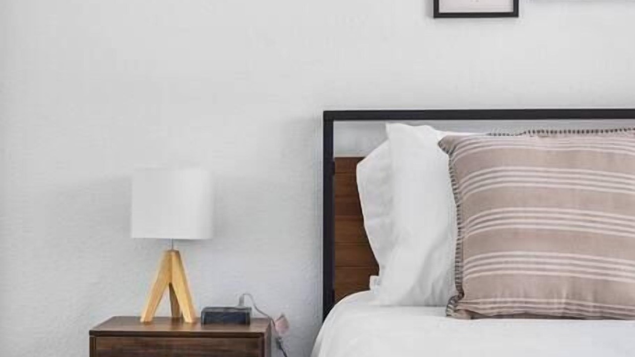 Photo of Bedroom in Racquet Club South