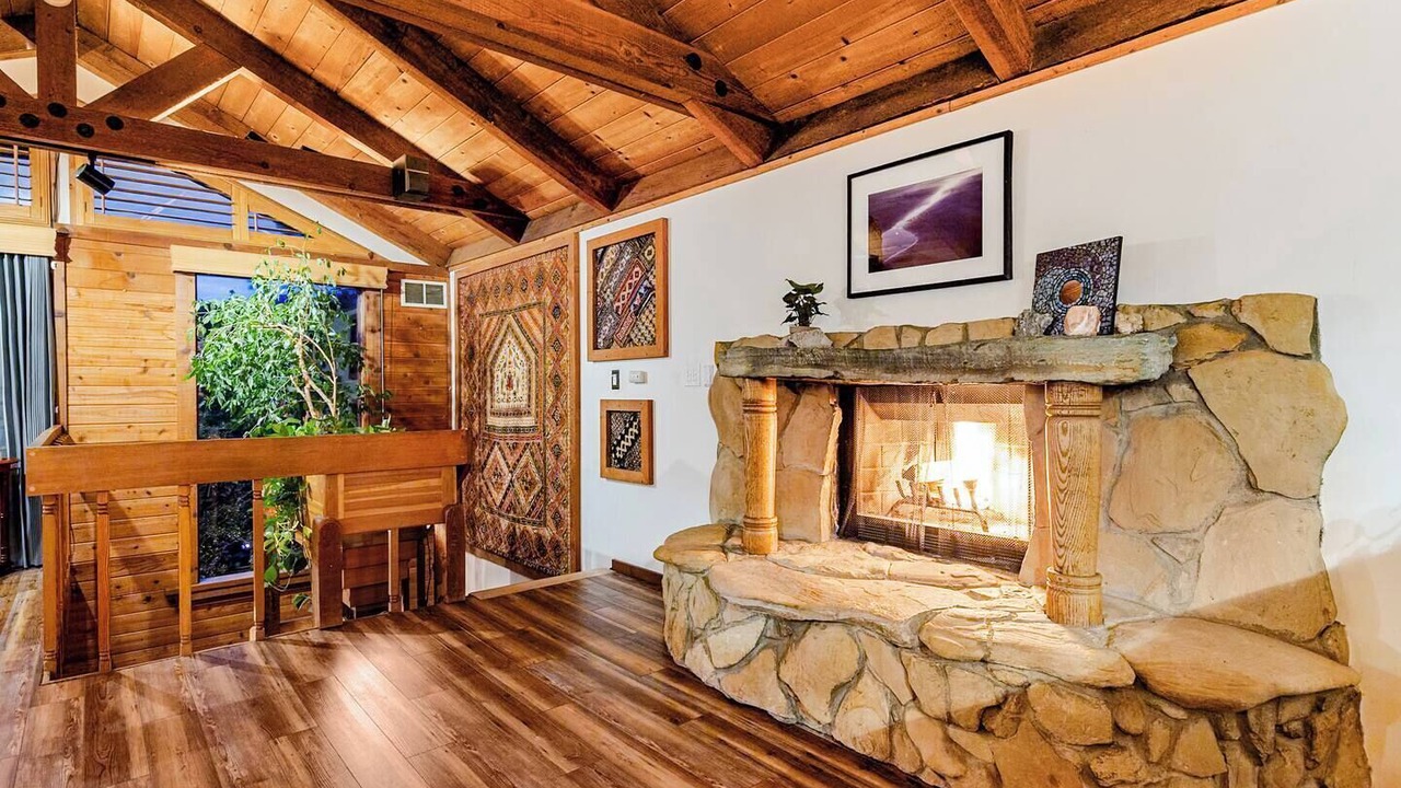 Photo of Livingroom in Idyllwild