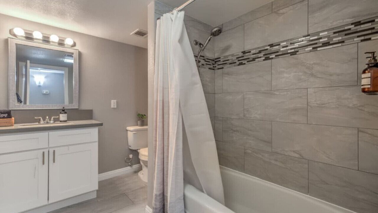 Photo of Bathroom in Sunrise Manor