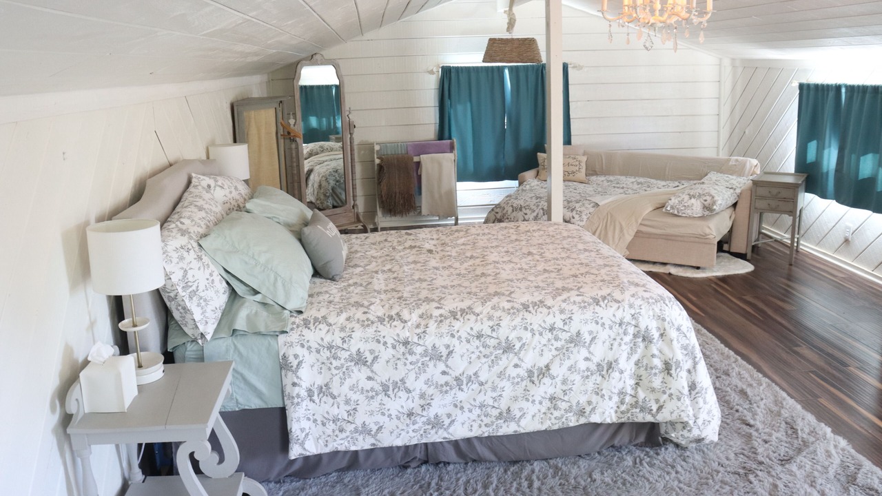 Photo of Bedroom in Valley Center